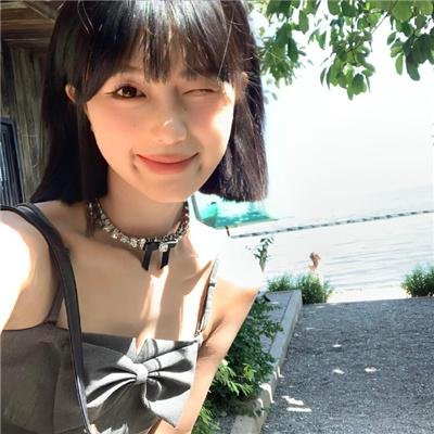 超级网红真裸告白